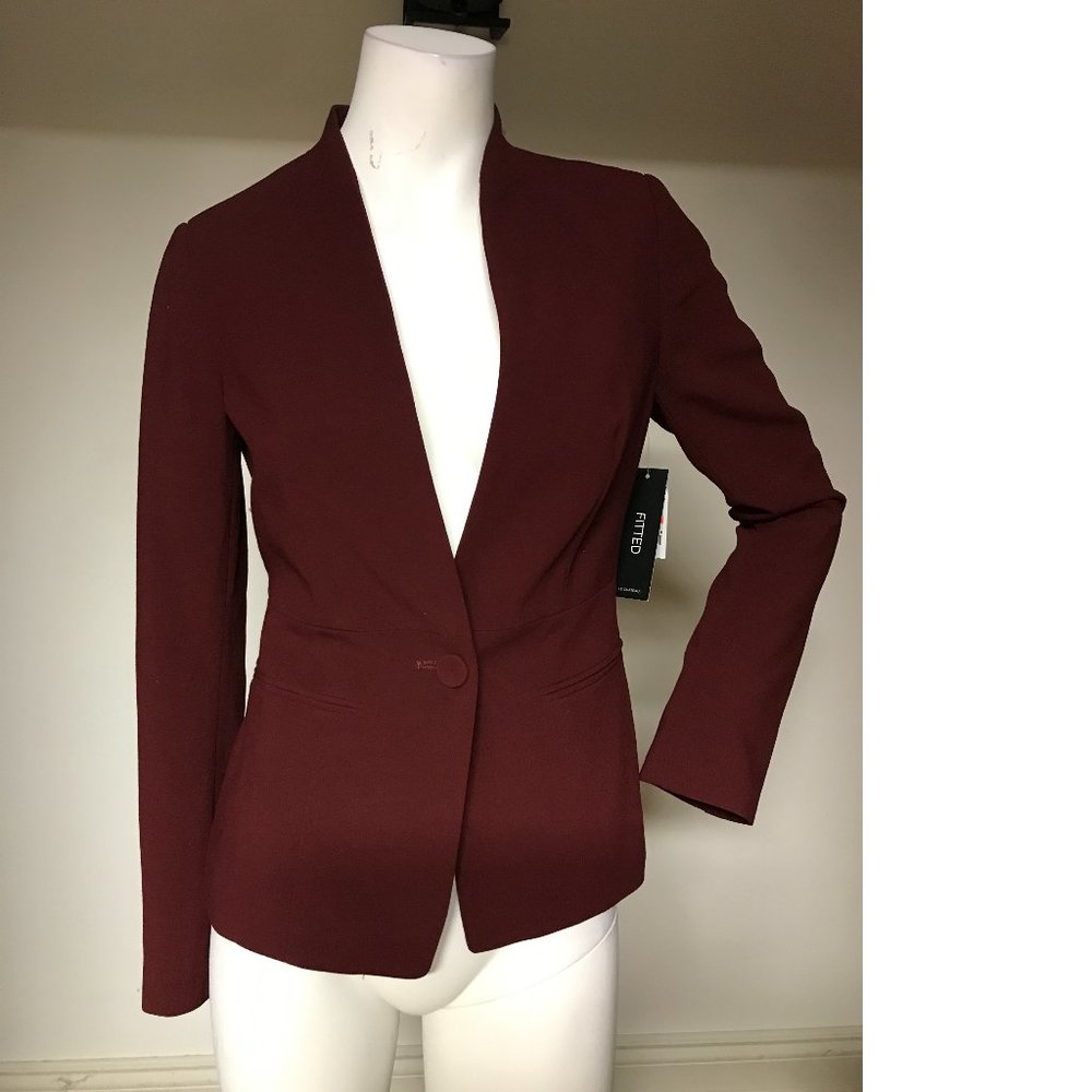 Le Chateau Cropped Fitted Burgundy Red Formal Blazer Suit Jacket Coat nwr